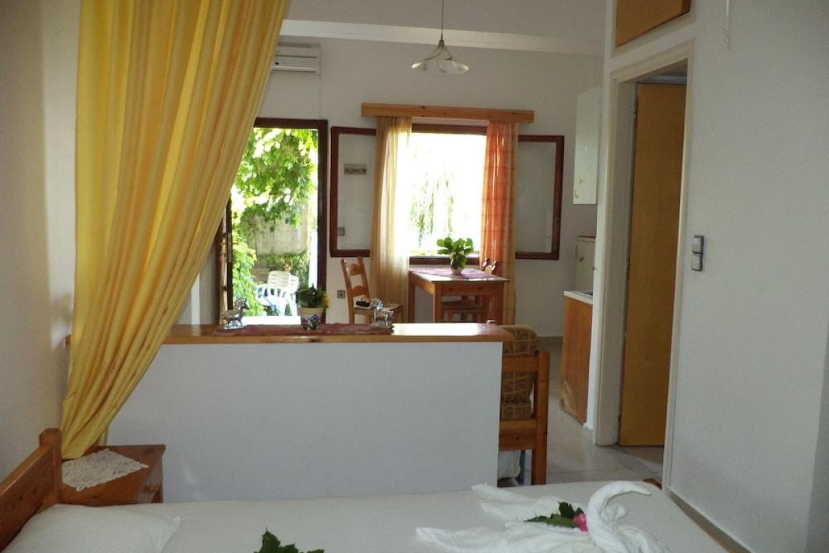 MARIA APARTMENTS