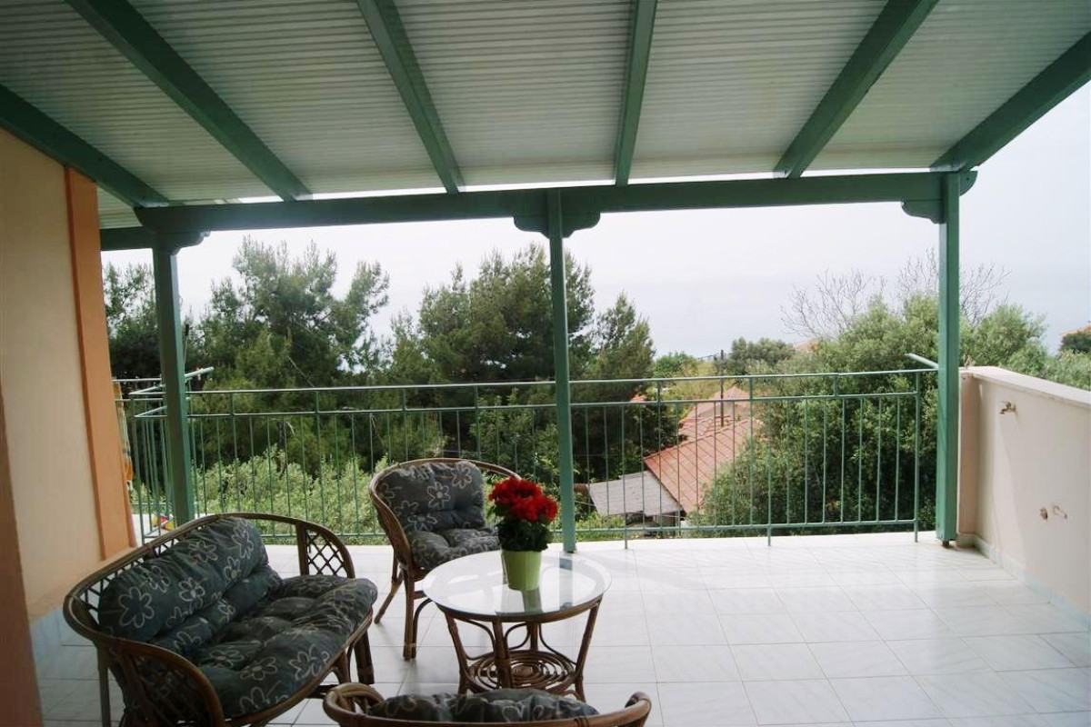 Maria Apartments Lourdata