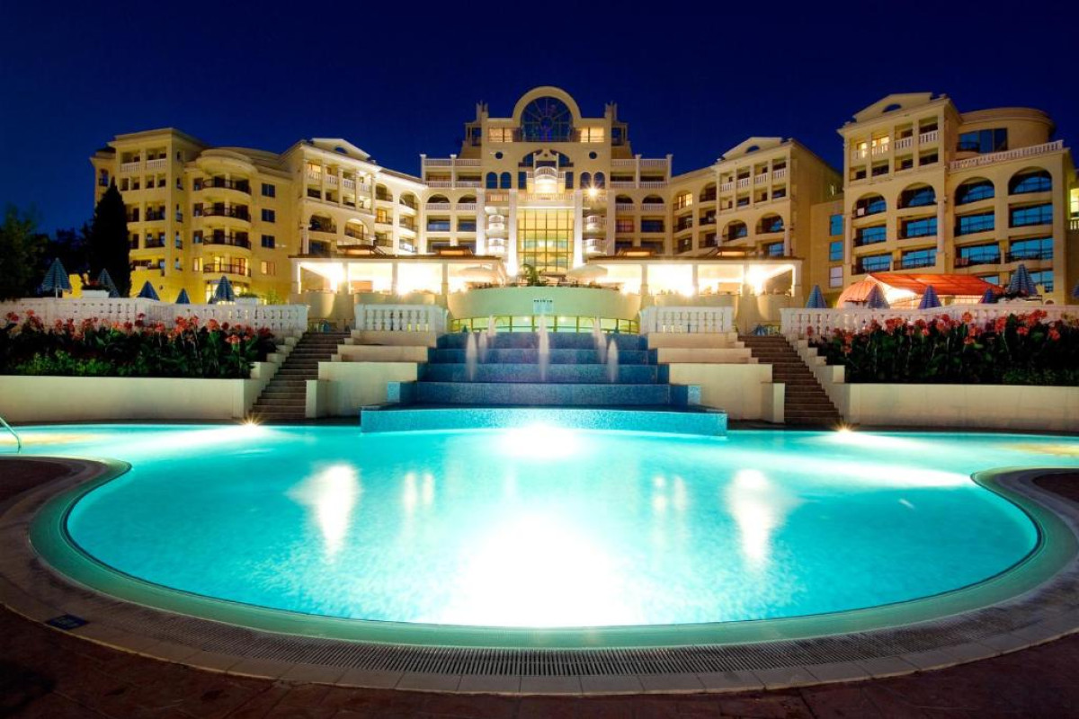 Marina Royal Palace