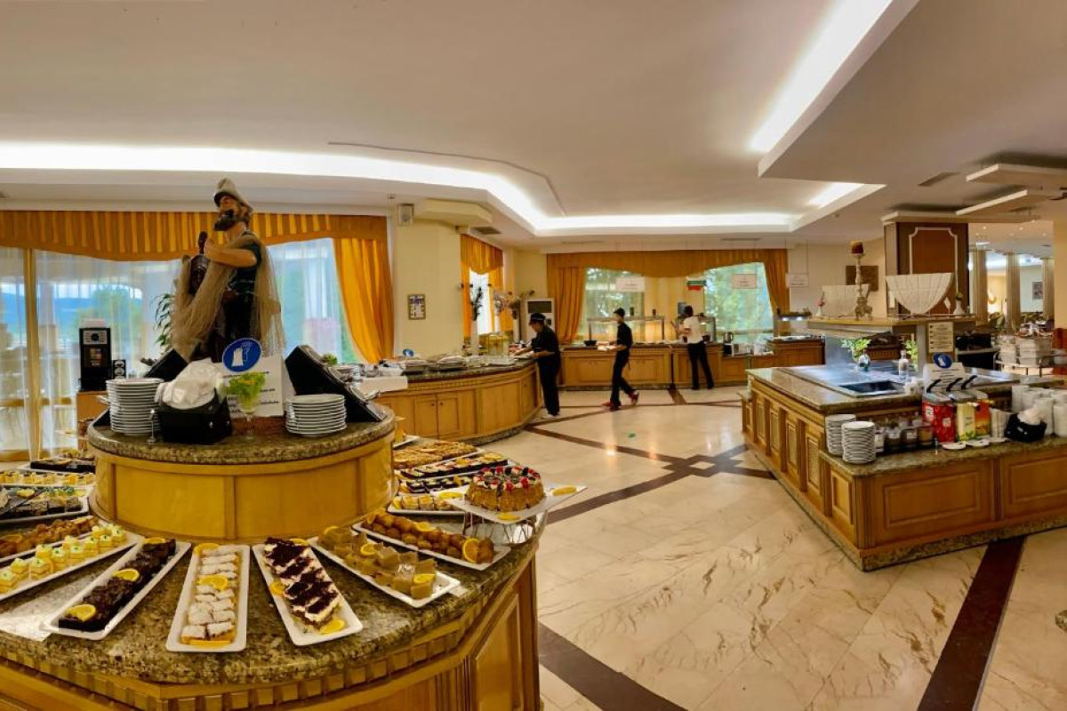Marina Royal Palace