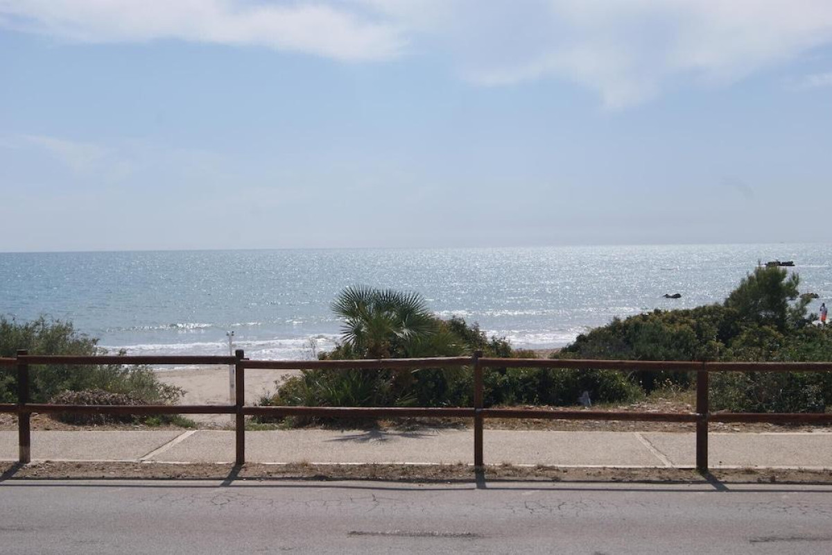 Marineu Playa Del Moro