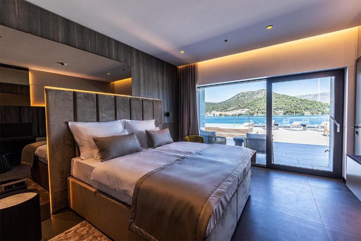 Marinus Beach Hotel