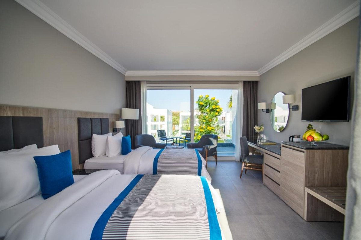 JOLIE VILLE RESORT & CASINO