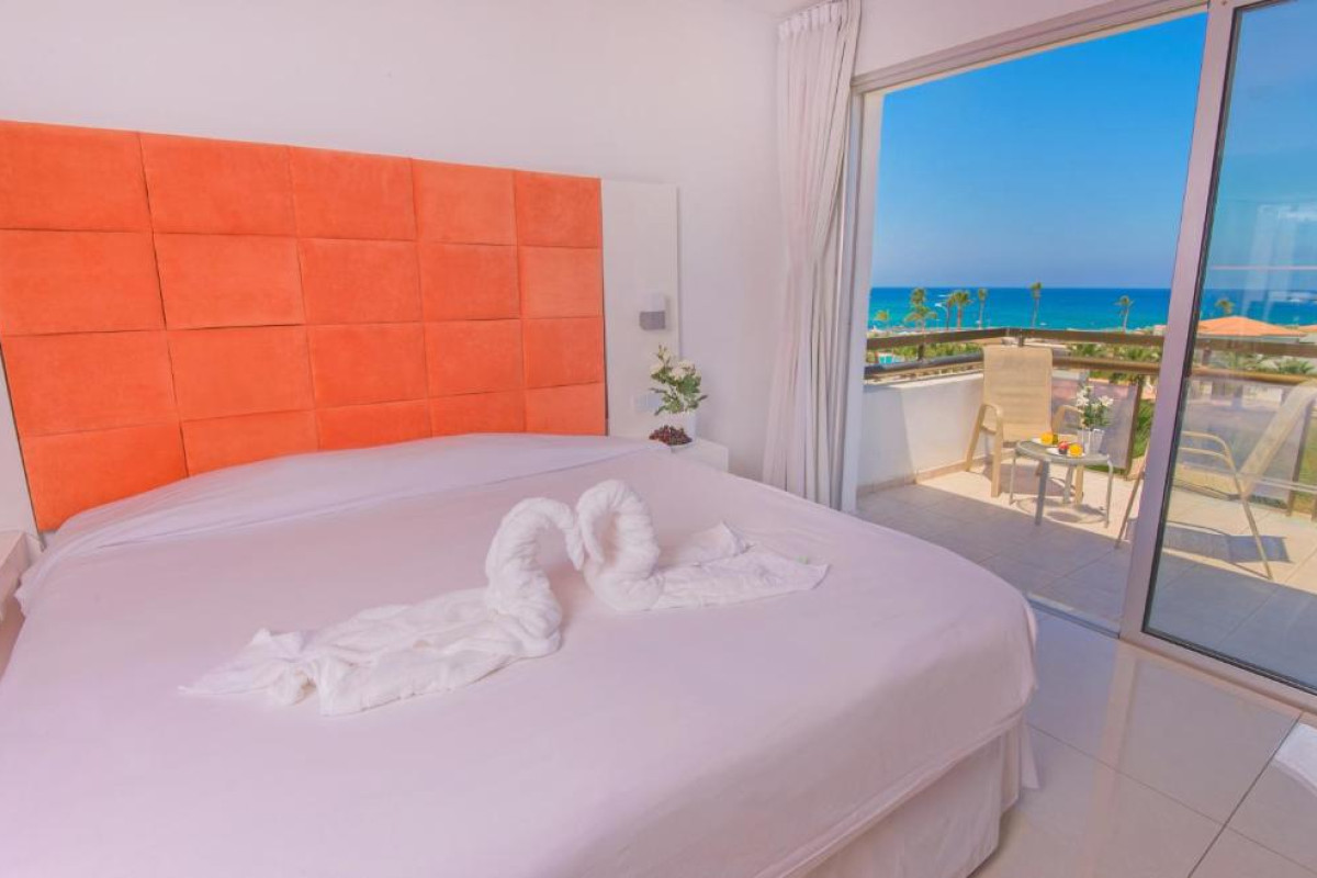 Marlita Beach Hotel Apartments