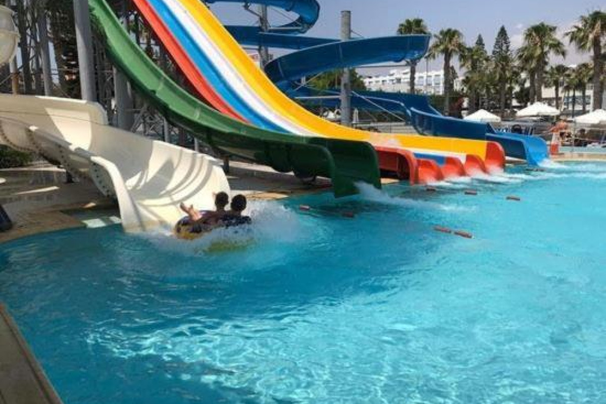 Marlita Beach Hotel Apartments