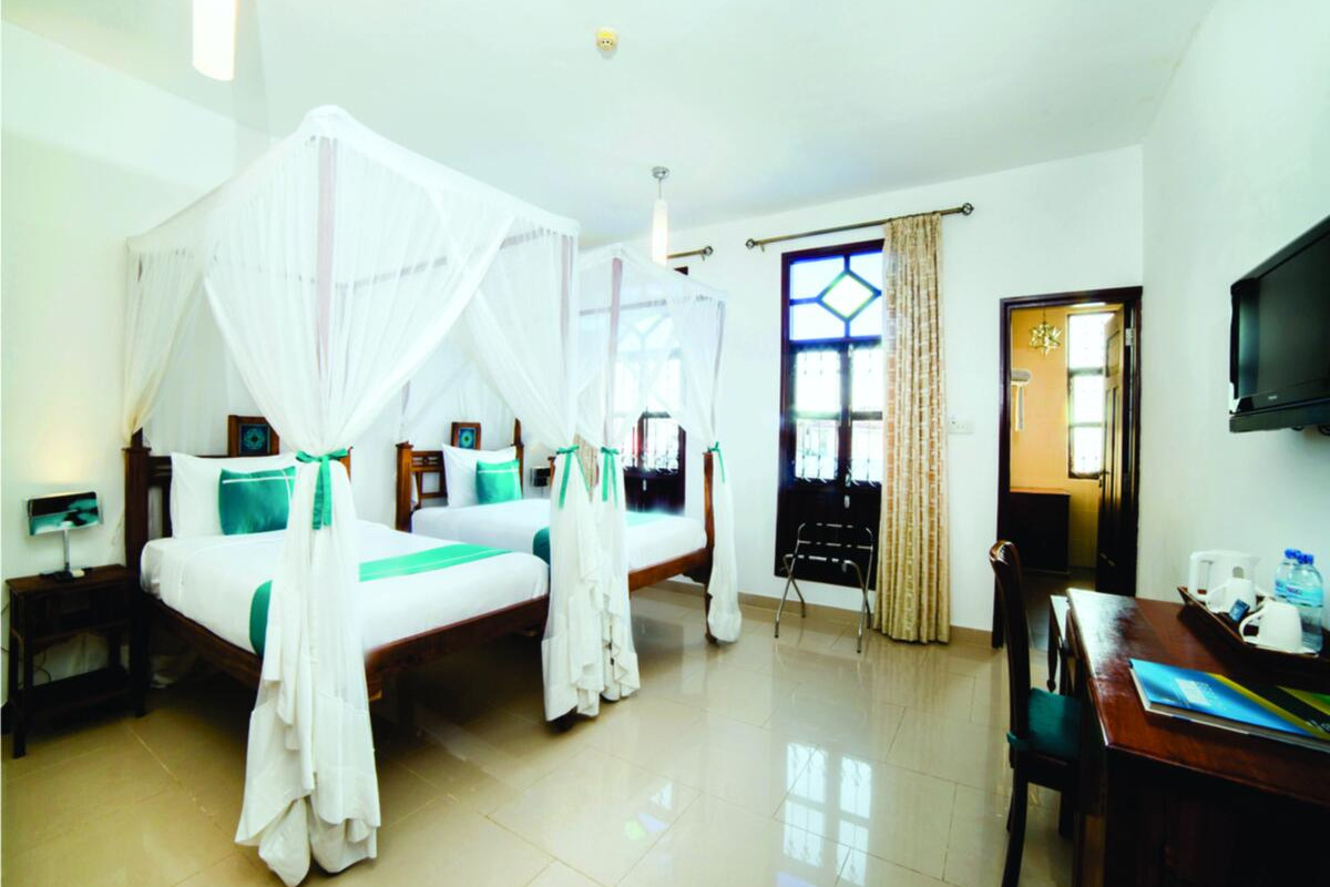 Maru Maru Hotel