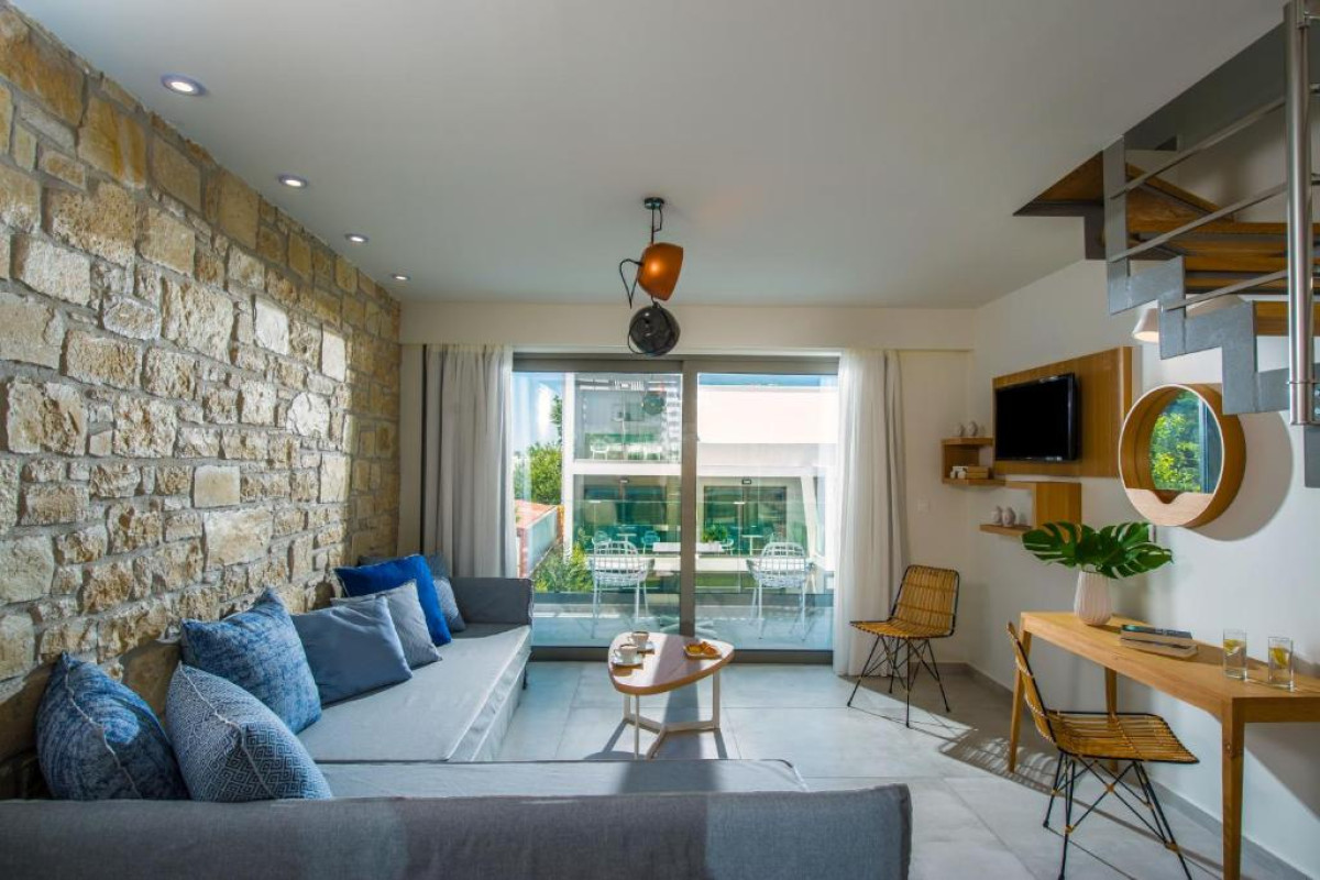 Mary Hotel & Mary Royal Suites