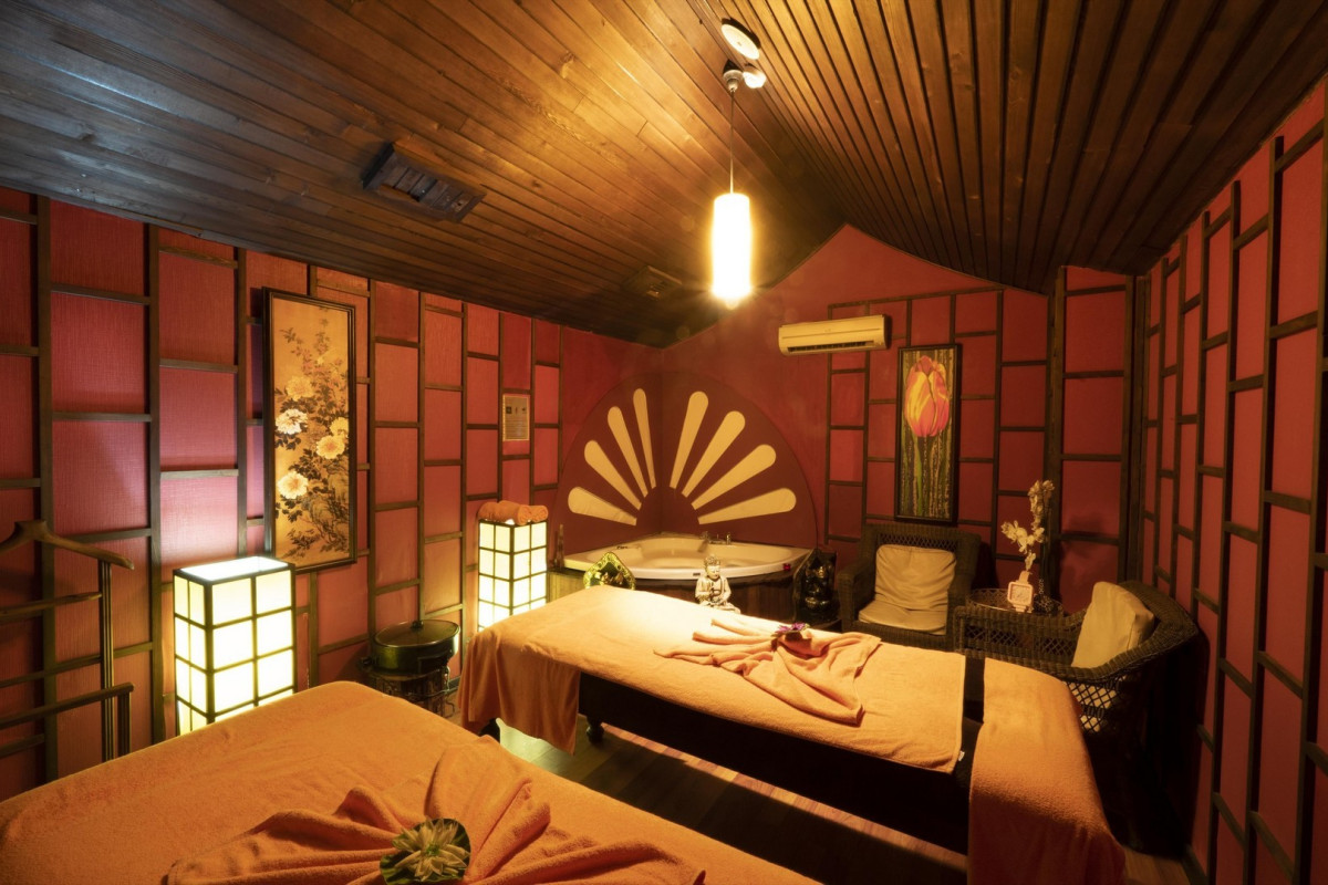 Siam Elegance Spa & Resort