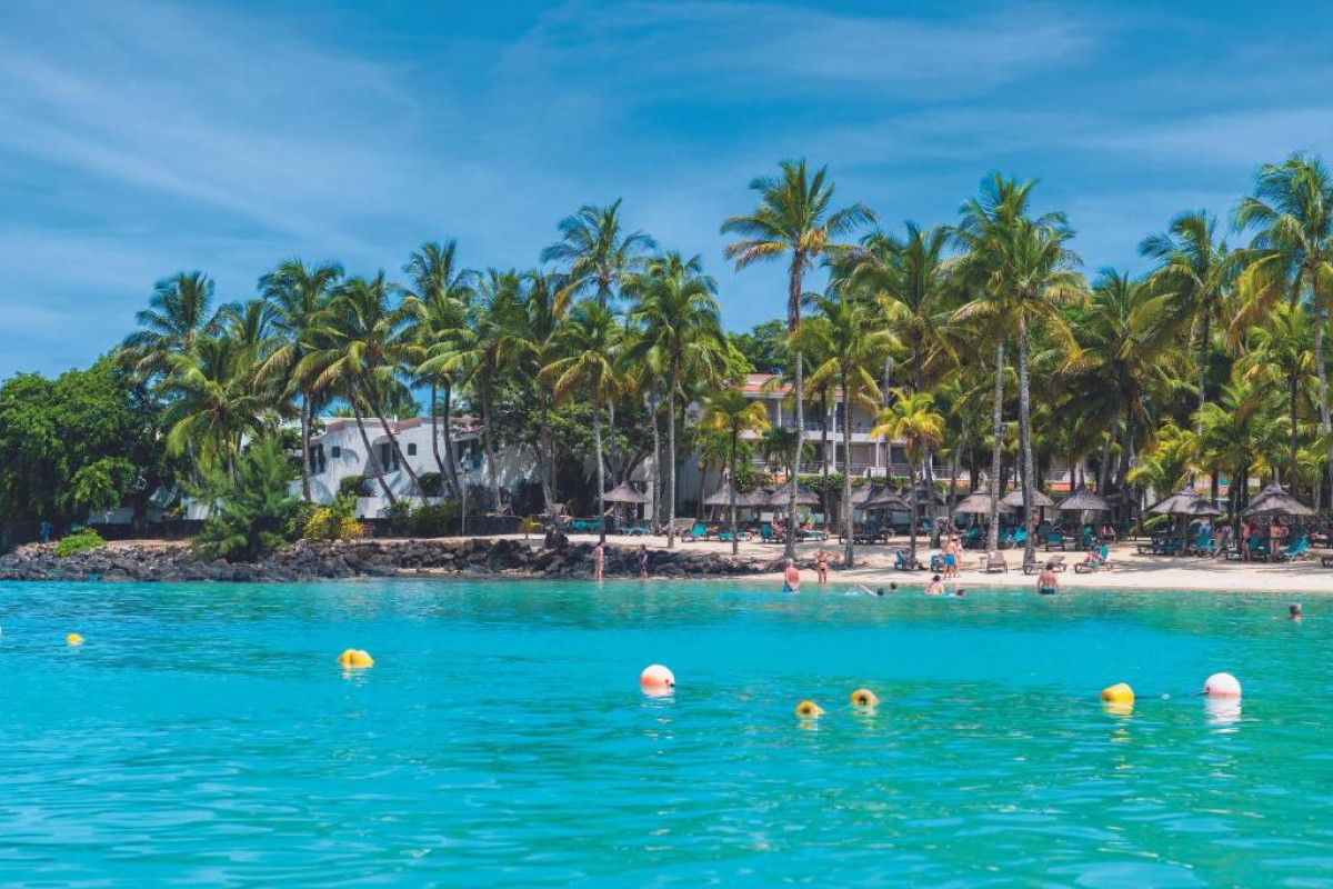 Mauricia Beachcomber Resort and Spa