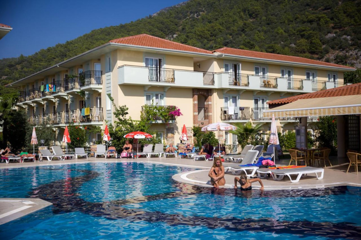 MAVRUKA HOTEL