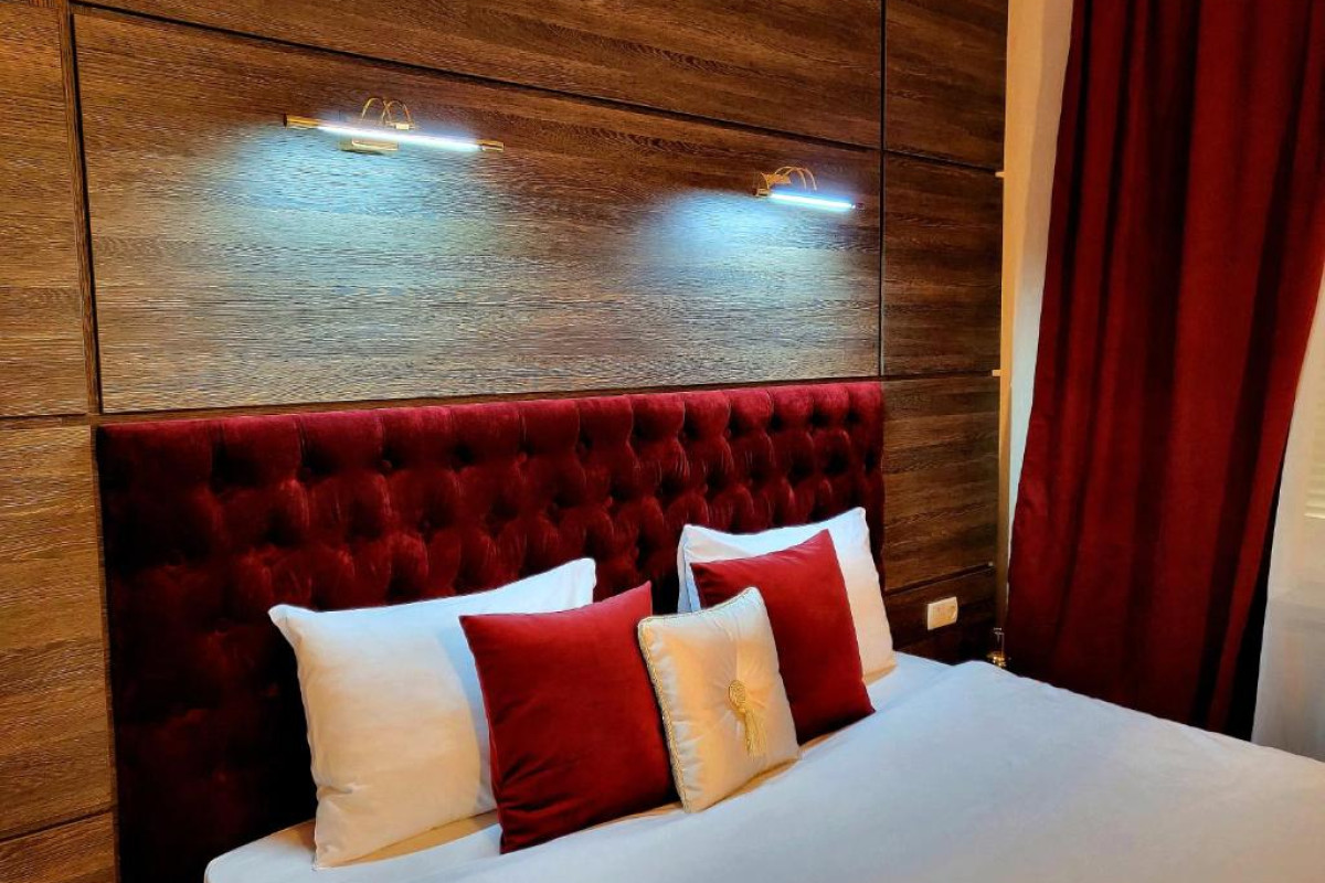 Maxim Pasha Hotel