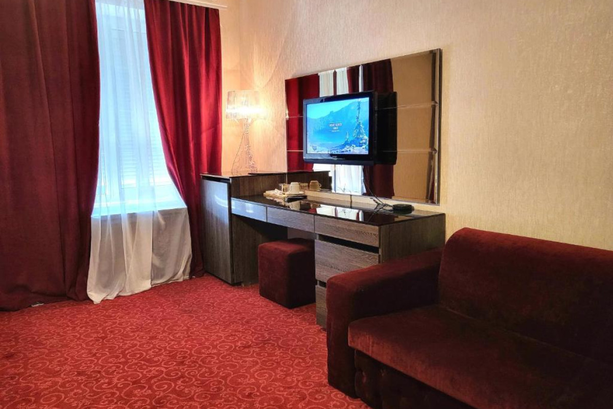Maxim Pasha Hotel