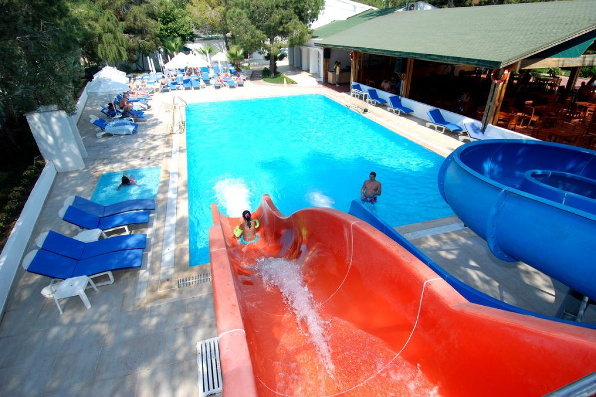 CLUB GOLF HOTEL