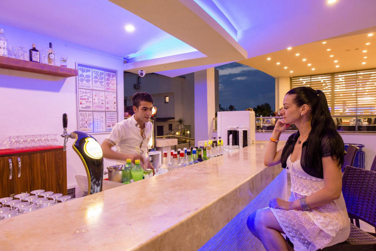 Maya World Park Hotel