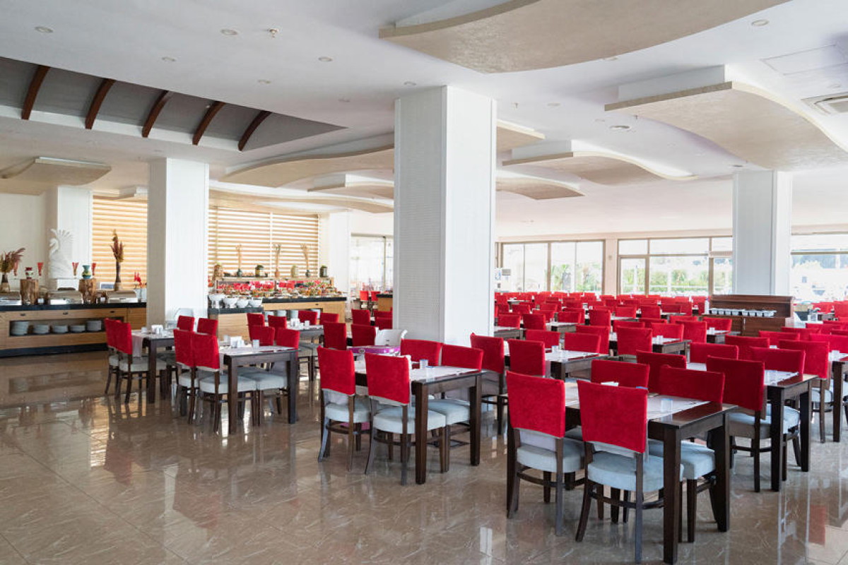 Maya World Park Hotel