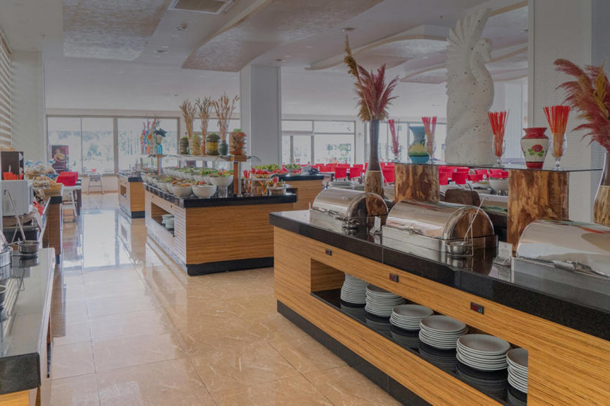 Maya World Park Hotel