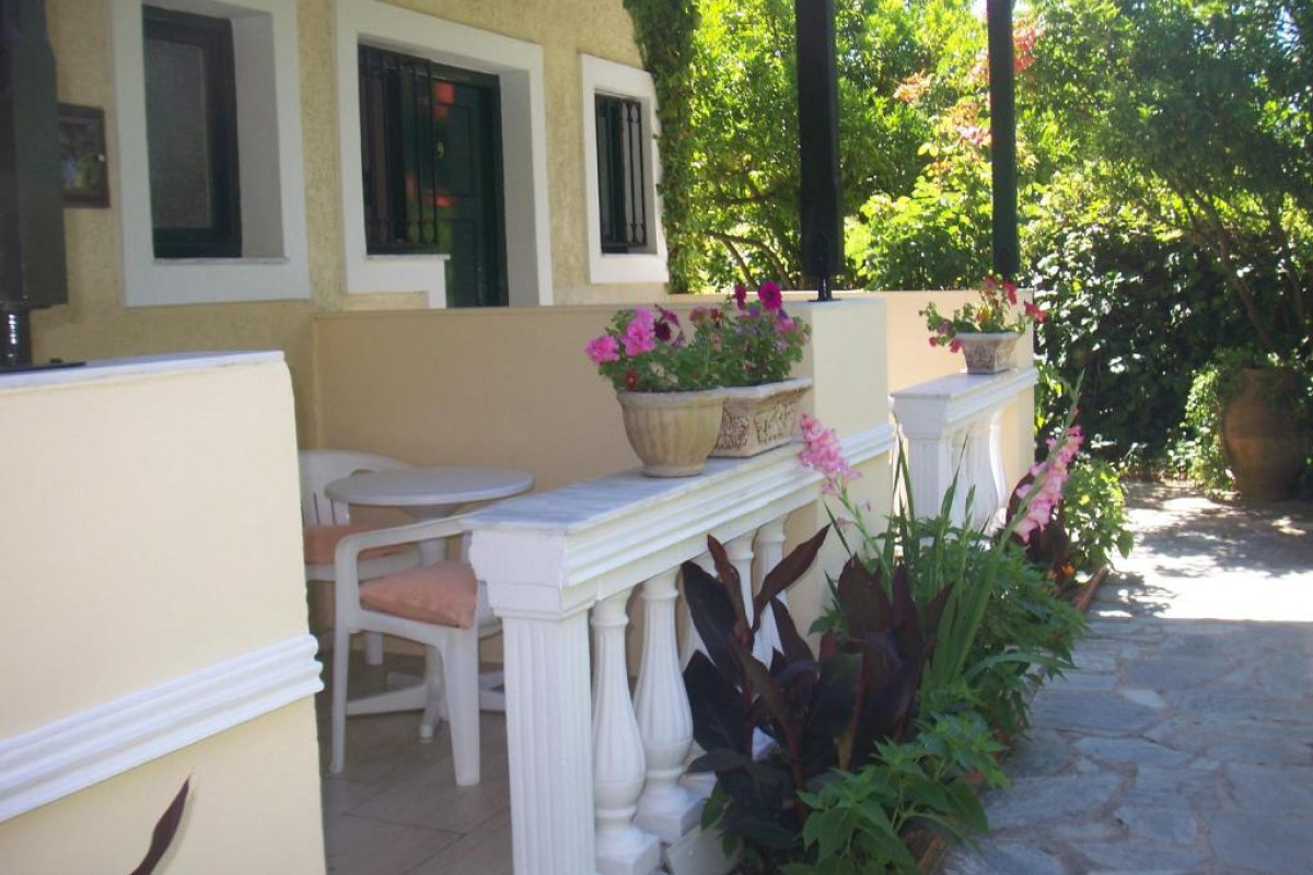 Mayflower Apartments Corfu