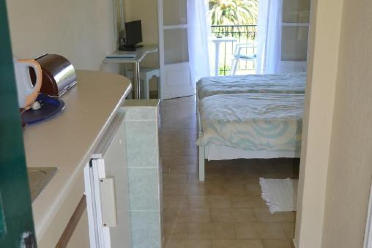 Mayflower Apartments Corfu