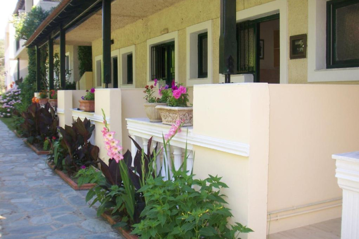 Mayflower Apartments Corfu
