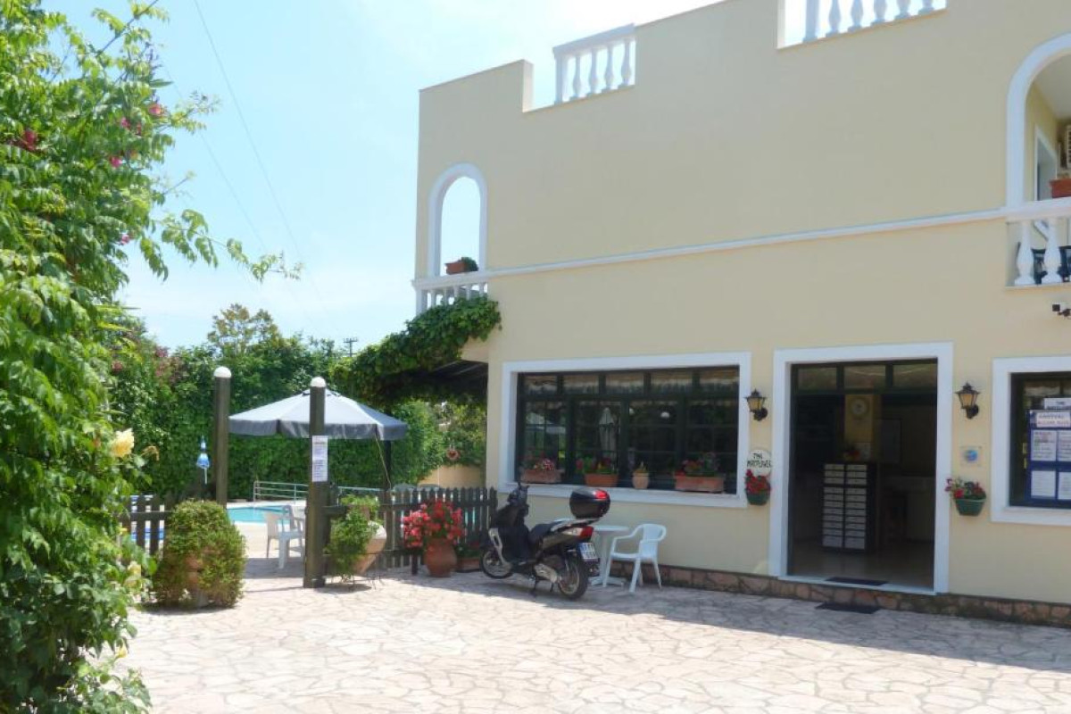 Mayflower Apartments Corfu