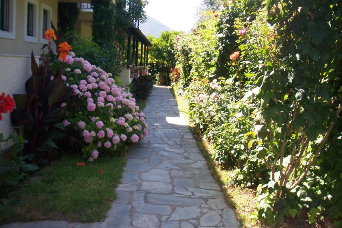 Mayflower Apartments Corfu