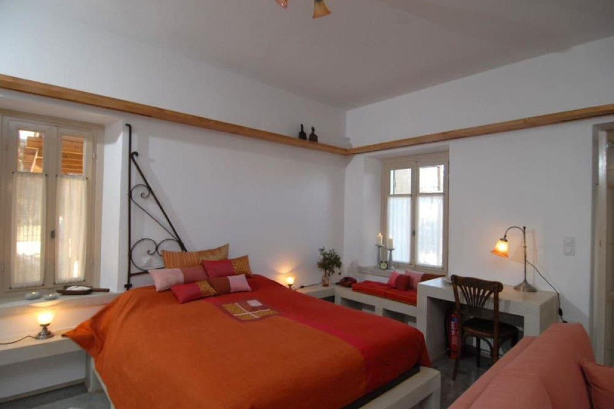 Mazaraki Guesthouse