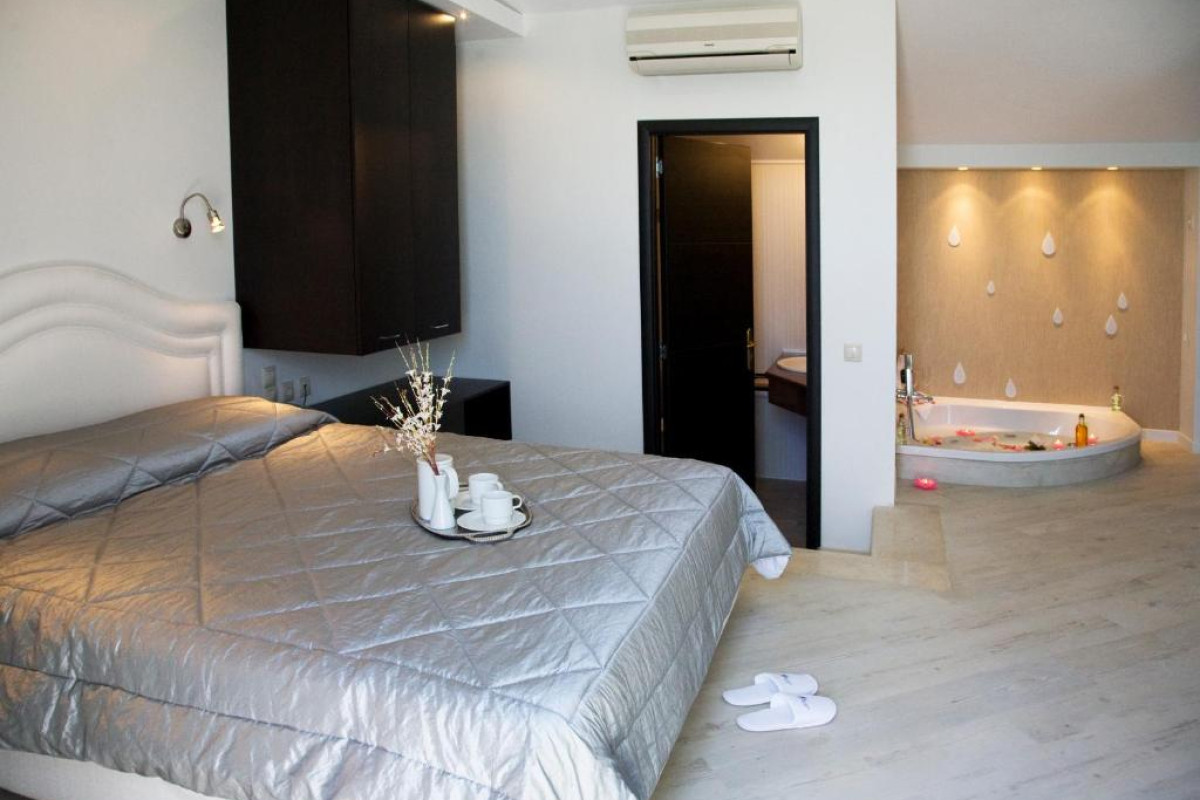 MEDITERRANEAN BEACH RESORT - LAGANAS