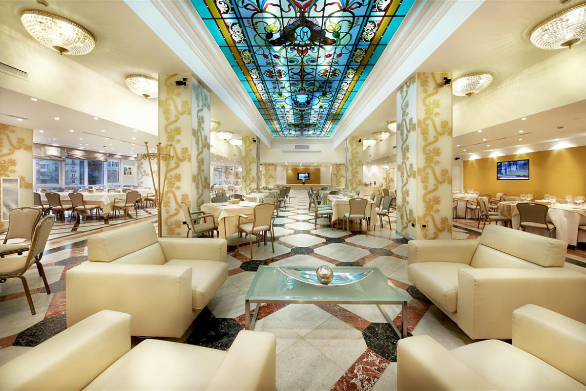 Mediterraneo Palace