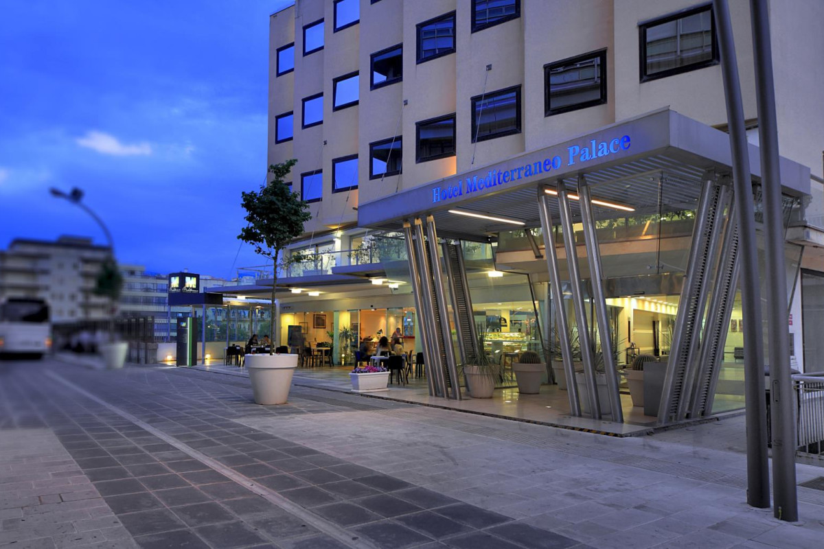 Mediterraneo Palace