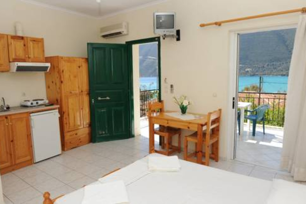MEDITERRANEO STUDIO