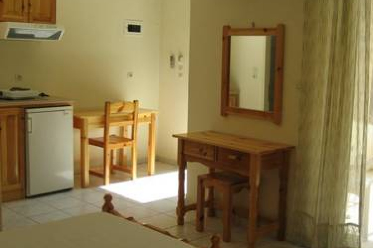 MEDITERRANEO STUDIO