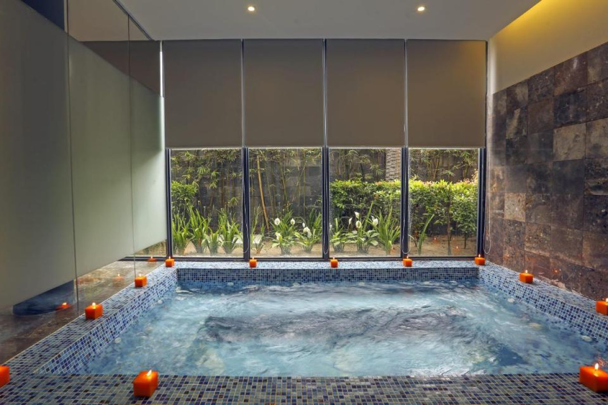 Melia Danang Beach Resort