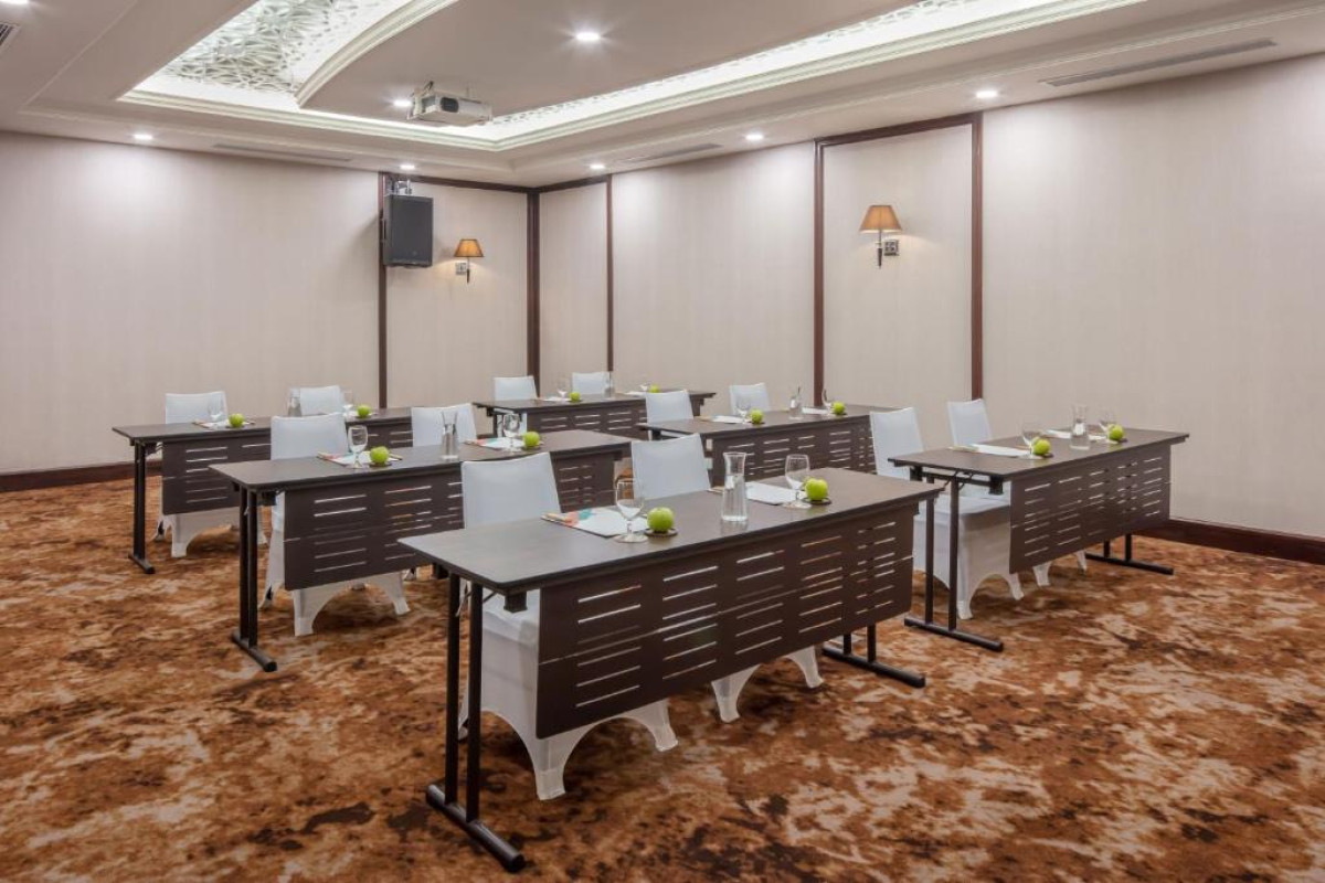 Melia Vinpearl Danang Riverfront