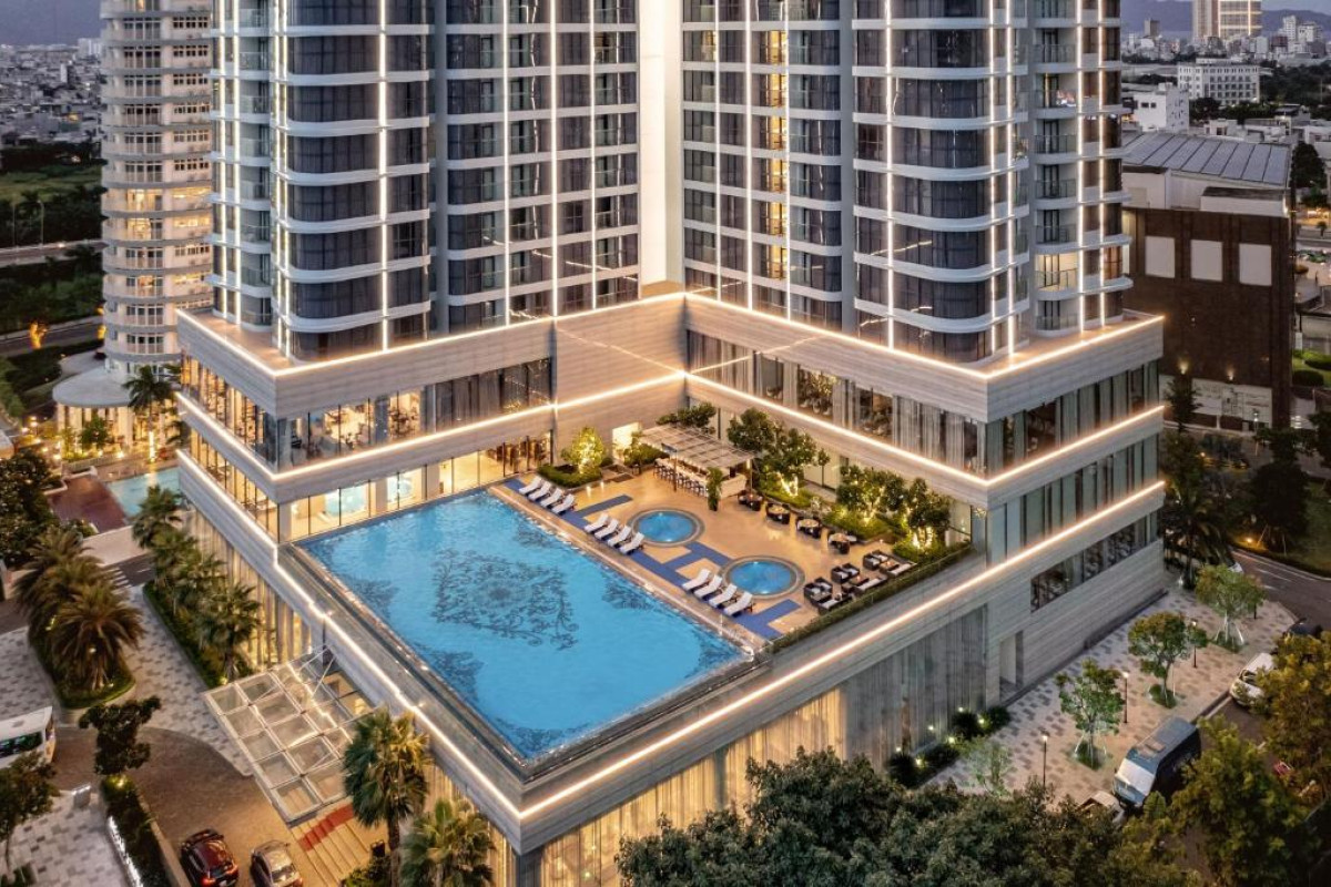 Melia Vinpearl Danang Riverfront