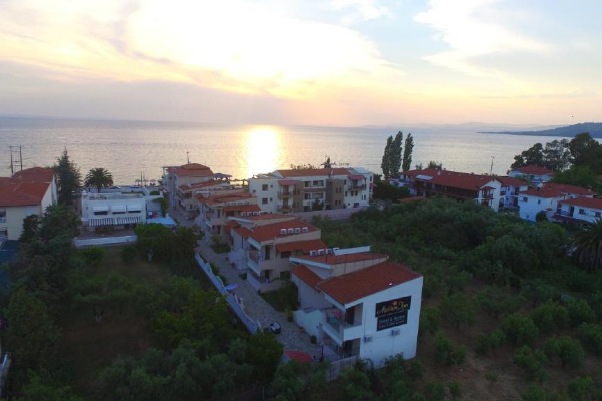 Meliton Inn Hotel and Suites