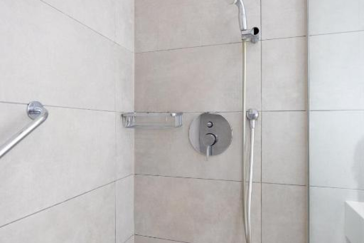 Melpo Antia Hotel & Suites