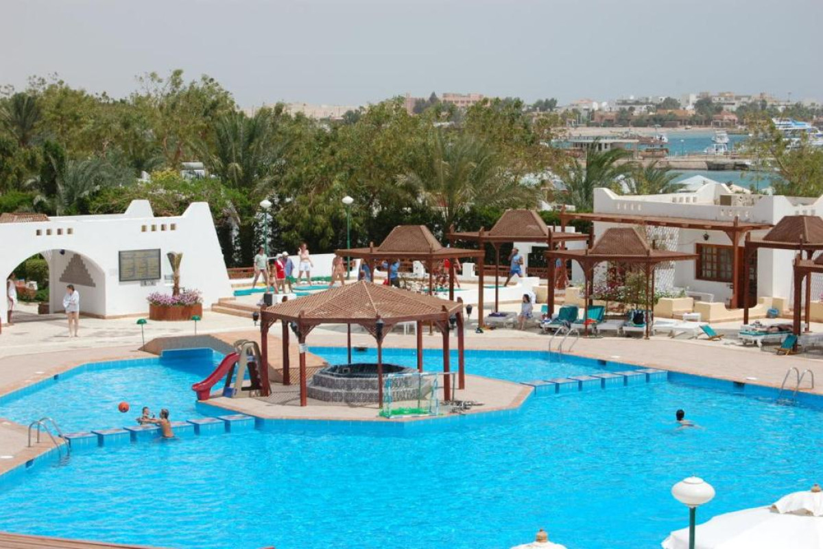 MENAVILLE RESORT