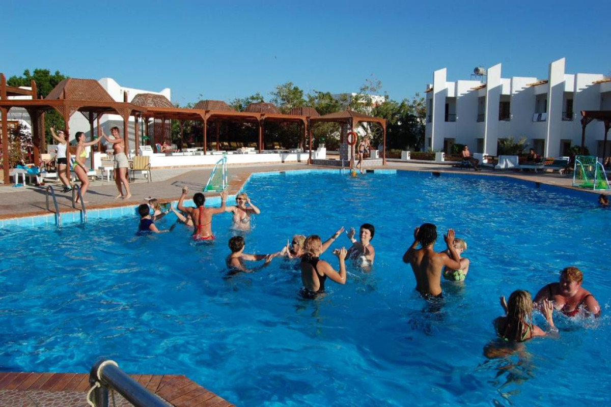 MENAVILLE RESORT