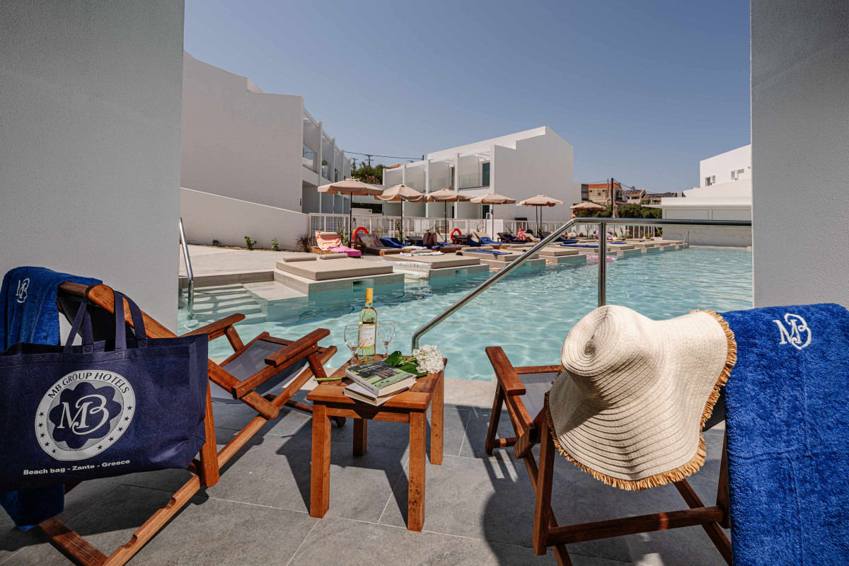 Mer Bleu Beach Hotel
