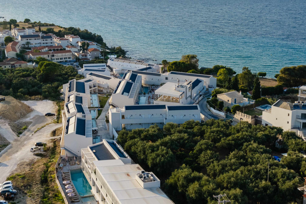 Mer Bleu Beach Hotel