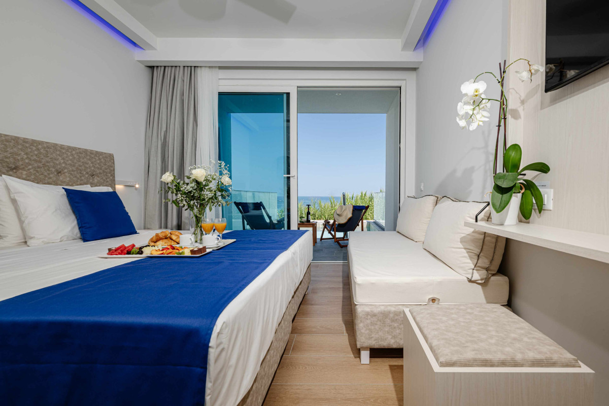 Mer Bleu Beach Hotel