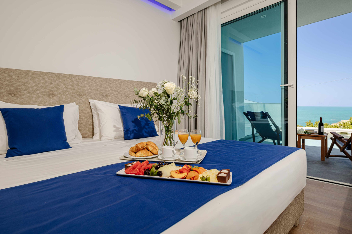 Mer Bleu Beach Hotel
