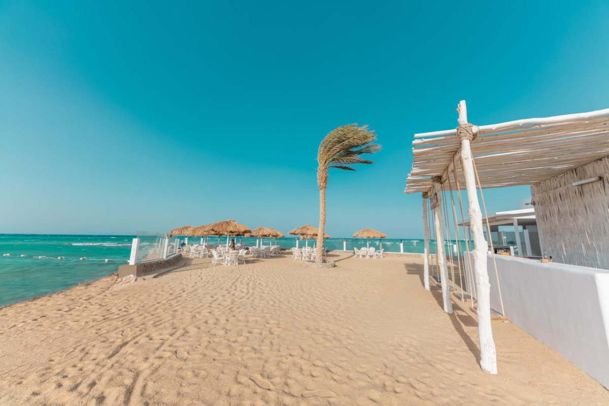 MERAKI RESORT (ADULTS ONLY +16)