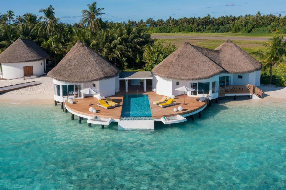 Mercure Maldives Kooddoo Resort
