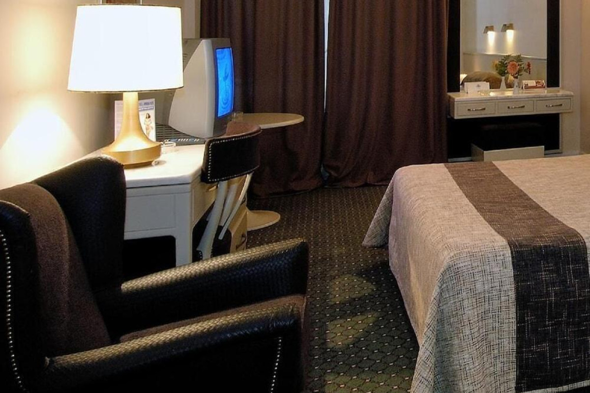 Mercure Patras Astir