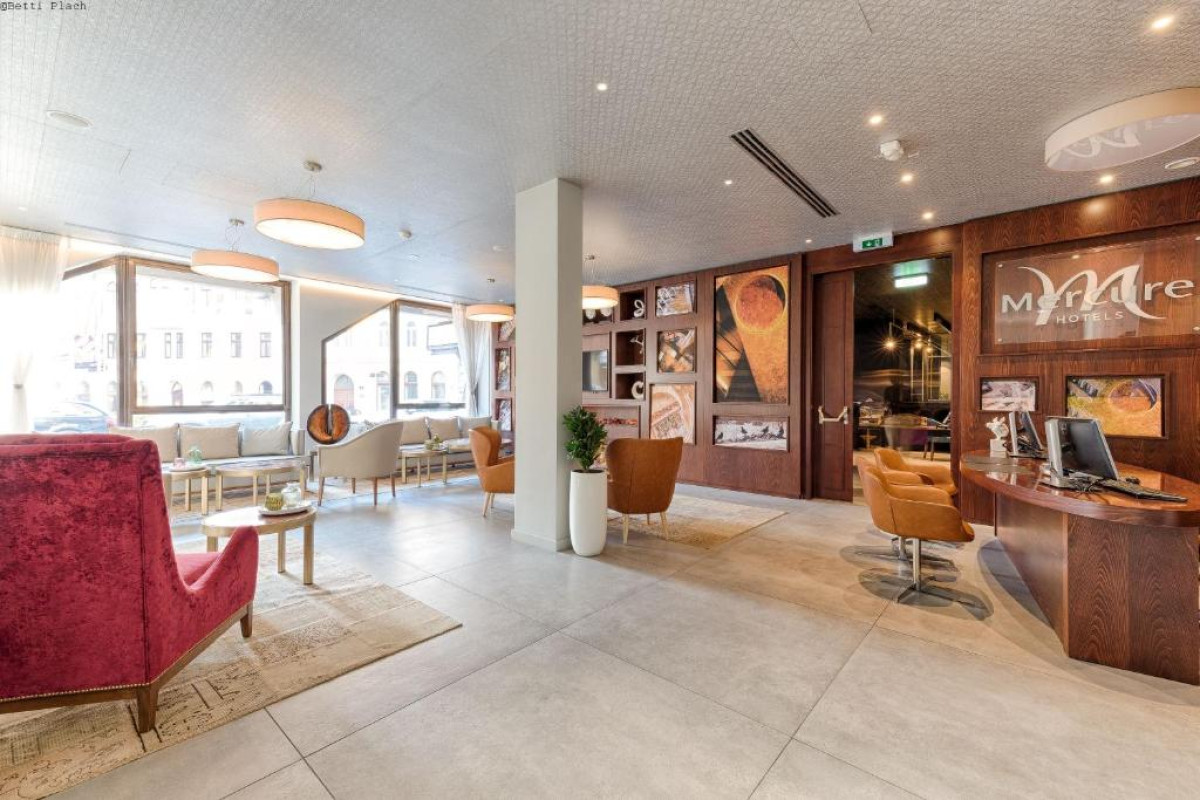 Mercure Raphael