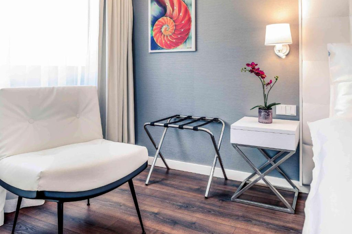 Mercure Raphael