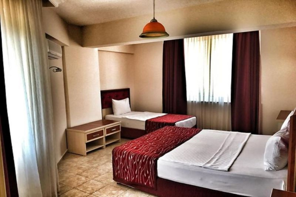 MERIC HOTEL