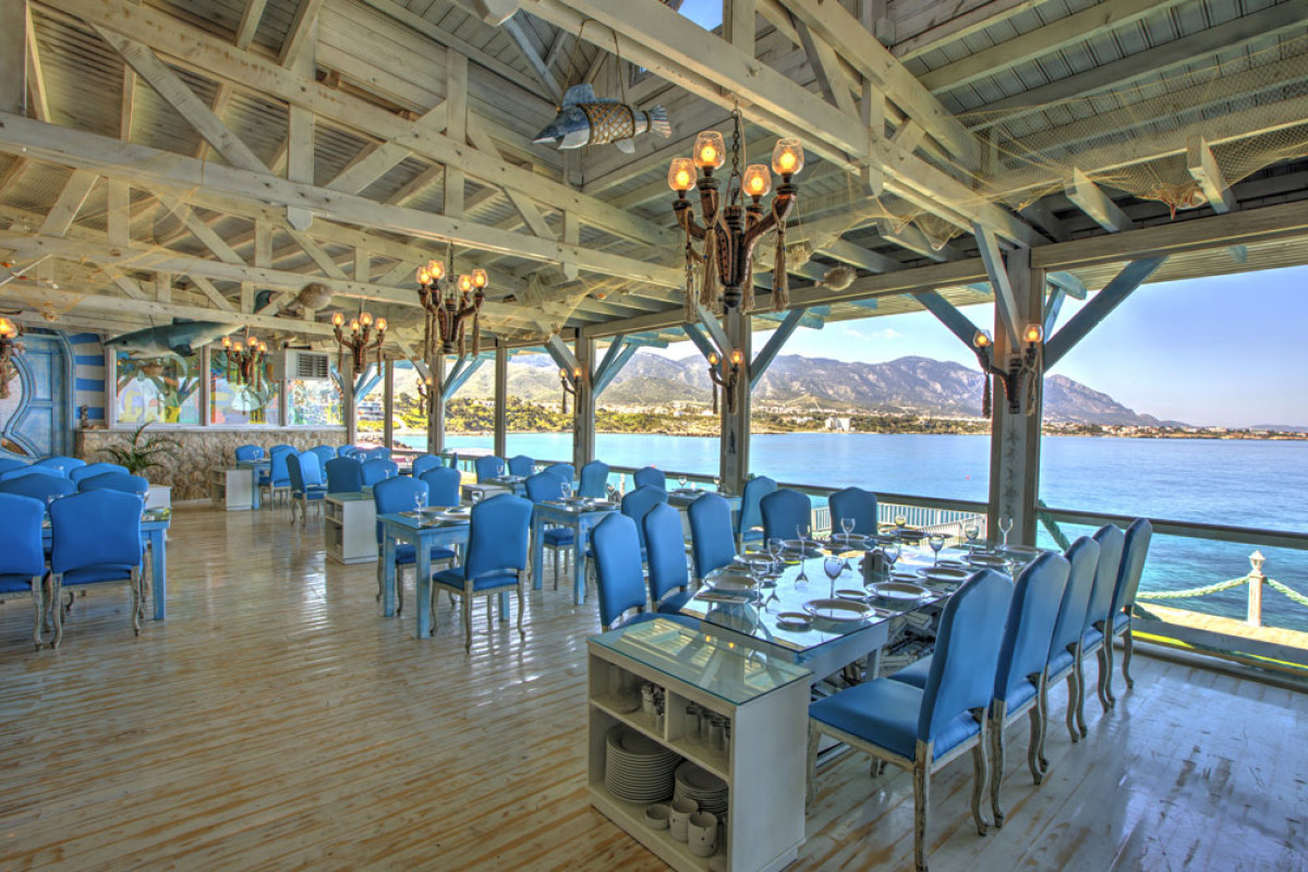 MERIT PARK HOTEL