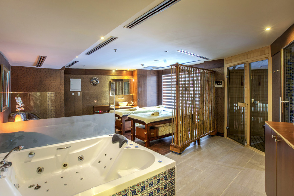MERIT PARK HOTEL